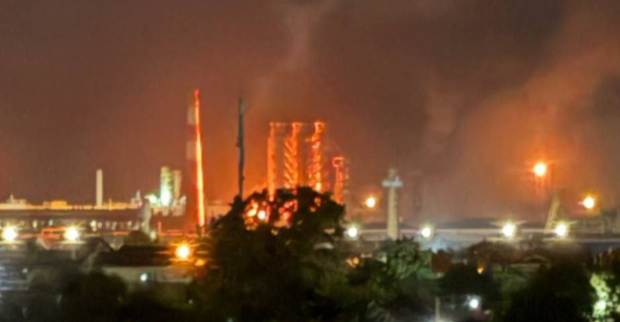Ukraina vijon sulmet me dronë, goditet rafineria ruse