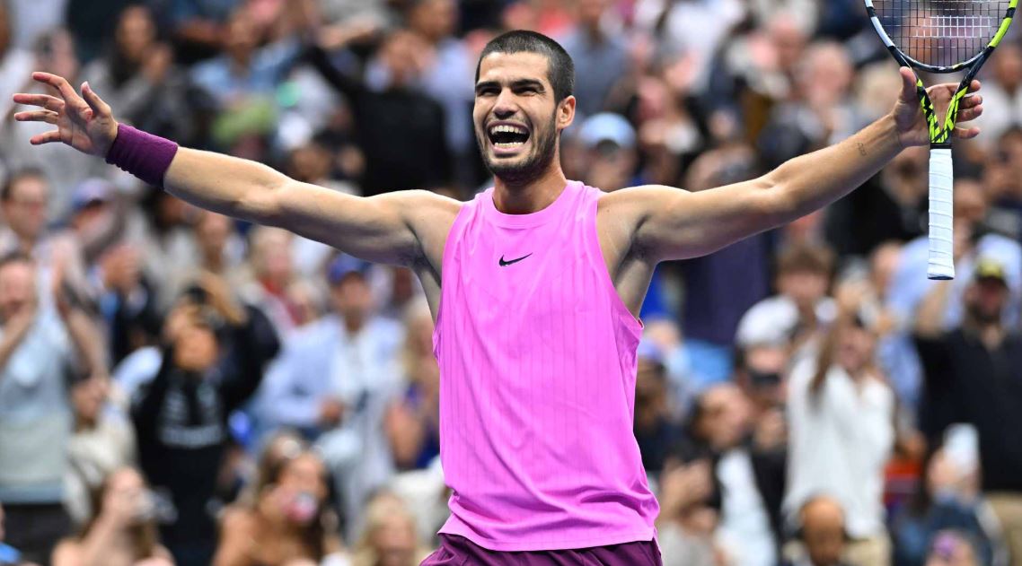 US Open/ Alcaraz “rrëzon nga froni” Sinner-in, spanjolli triumfon 3-1 në finalen e madhe të turneut amerikan