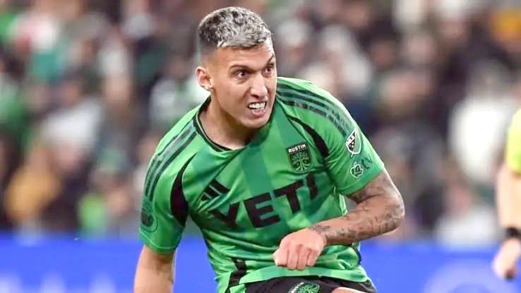 Uzuni sërish tund rrjetën dhe Silvinjo “fërkon duart”, Bajrami në udhëkryq te Rejnxhërsi