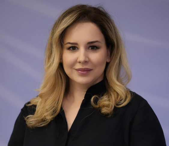 Vajza e Agron Llakajt ”reprezalje” tek Metrologjia, kërkon dorëheqje në grup të punonjësve