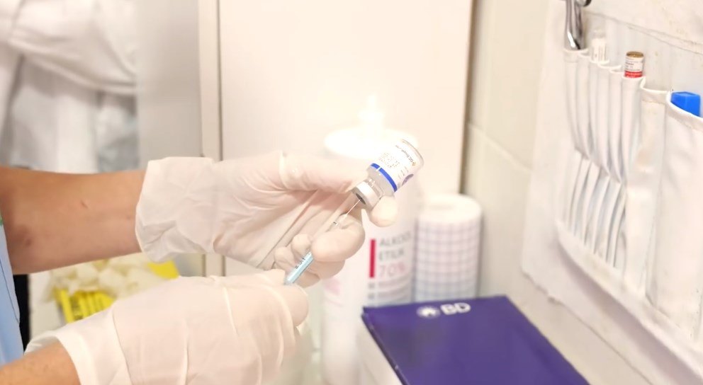 Vaksina antigrip, apeli i të moshuarve për t’u vaksinuar, platformës “e-Albania” mund të zgjedhësh vendin dhe kohën