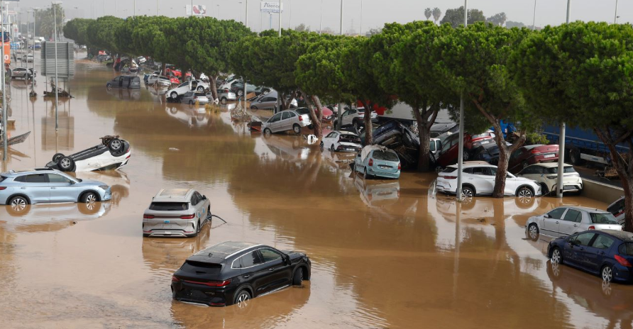Valencia goditet sërish nga shirat e rrëmbyeshëm dhe përmbytjet
