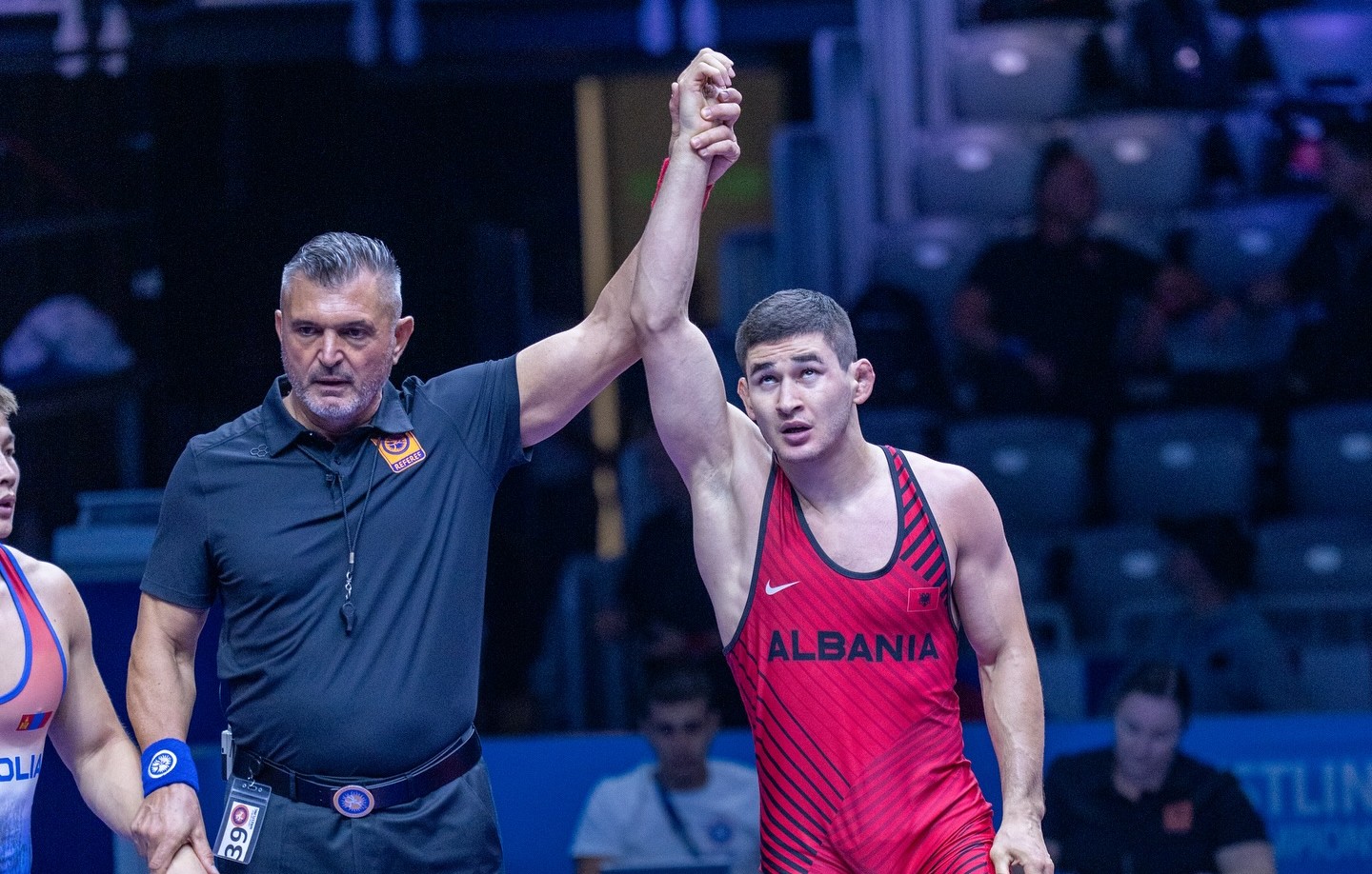 Valiev fiton dy duelet e para në Botëror dhe siguron kualifikimin në çerekfinale