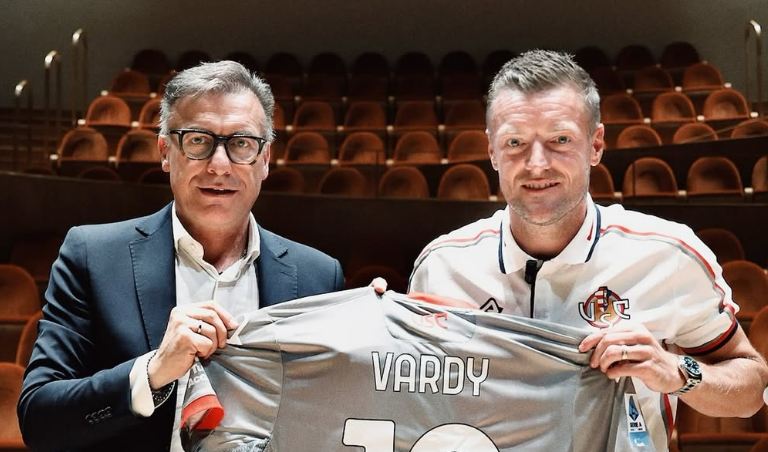 Vardy prezantohet me Serie A: Me Cremenose synojmë atë që bëmë me Leicester
