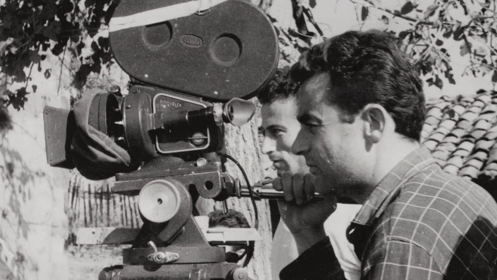 Vdekja e Dhimitër Anagnostit, reagojnë Begaj, Gonxhja e Meta: Lamtumirë pionieri i kinemasë!