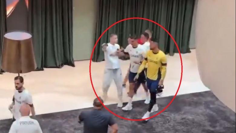 Veprim skandaloz/ Cristiano Ronaldo shtyn me forcë fansin armen që i kërkoi foto (VIDEO)