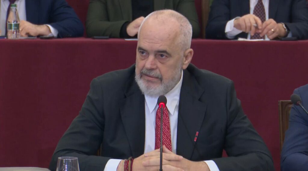 VIDEO / PS mbledh grupin parlamentar, i pranishëm edhe Rama. Ja fokusi i socialistëve