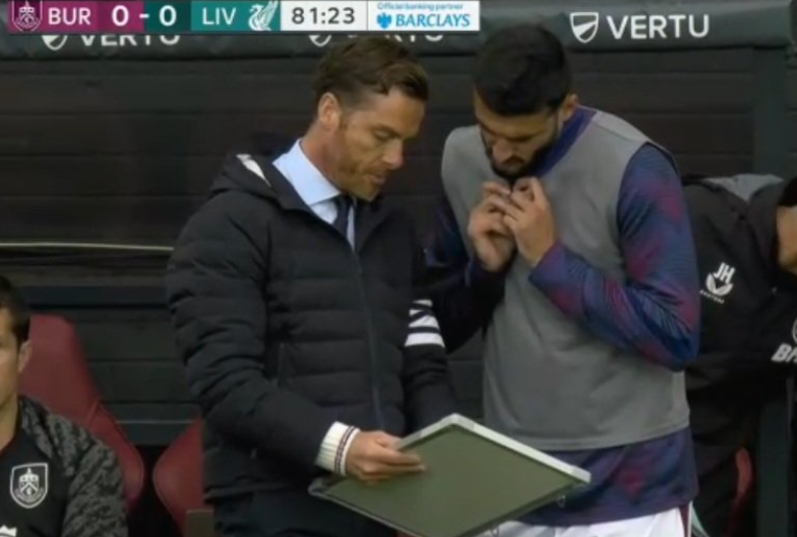 VIDEO/ Shoku i ekipit i merr disa minuta dhe e rrezikoi, por Armando Broja debuton kundër Liverpulit