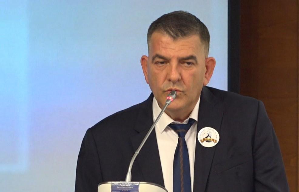 Vishaj bën deklaratën e fortë: 100 mijë euro për prokuror ose gjyqtar! Si përfitojnë 27-vjeçarët nga KLP dhe KLGJ