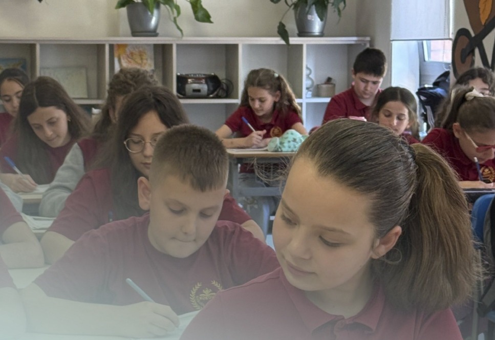 Viti i ri shkollor, rihapen më 5 shtator regjistrimet për nxënësit e klasave të 1-ra dhe të 10-ta