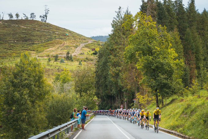 Vuelta e Spanjës ‘degradon’ në Bilbao, etapa pa fitues