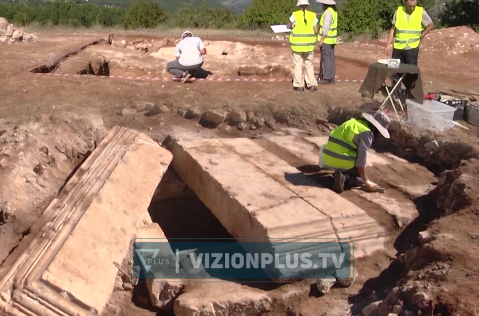 Zbulohet një varr monumental/ Arkeologët në Bulqizë: I përket periudhës romake