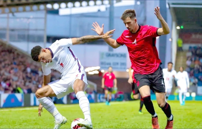 Zbulohet pse Bajrami braktisi Shqipërinë për Zvicrën, dyshohet se Silvinjo nuk e planifikonte si titullar