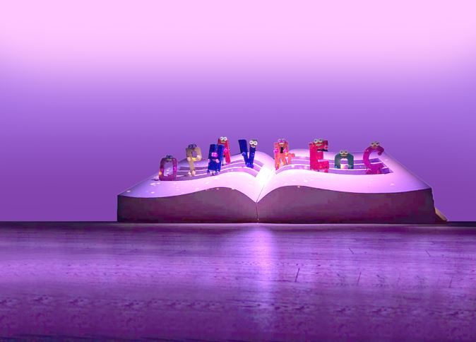 “Zemërimi i shkronjave” u shfaq për herë të parë në 1985, shfaqja rikthehet në skenën teatrore pas 40 vitesh