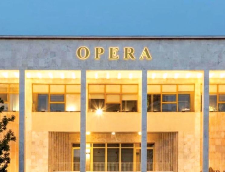 “200 vjet Strauss”, instrumentistët e Orkestrës Filarmonike të Vjenës koncert në Tiranë