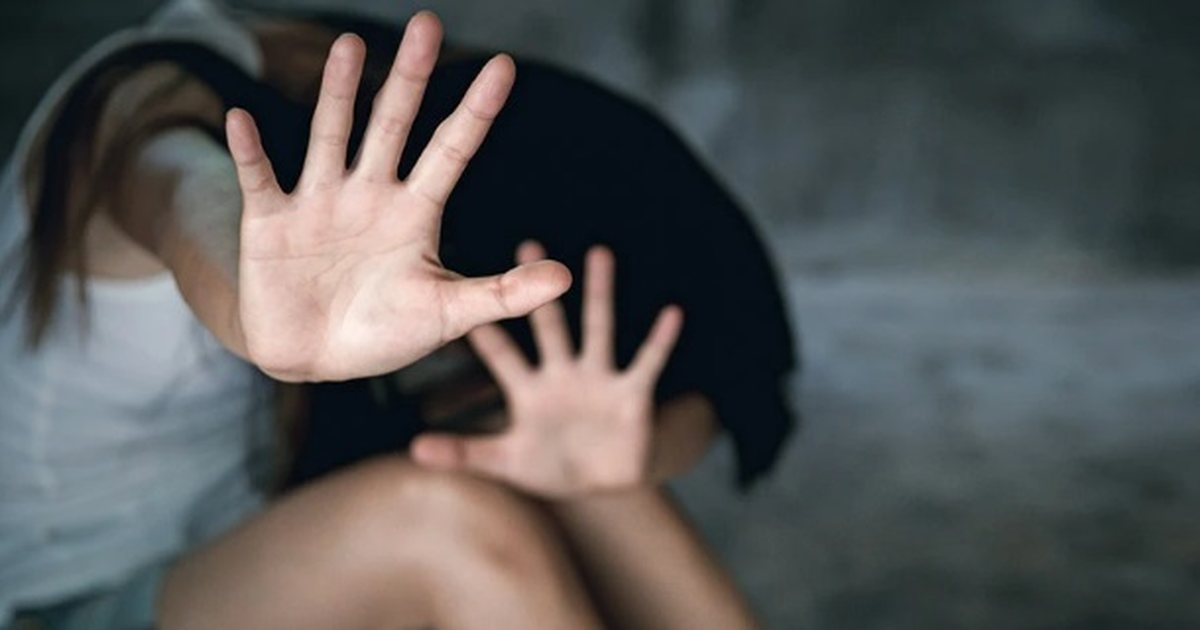 28-vjeçari ngacmon seksualisht të miturën në Peqin, shpallet në kërkim nga policia