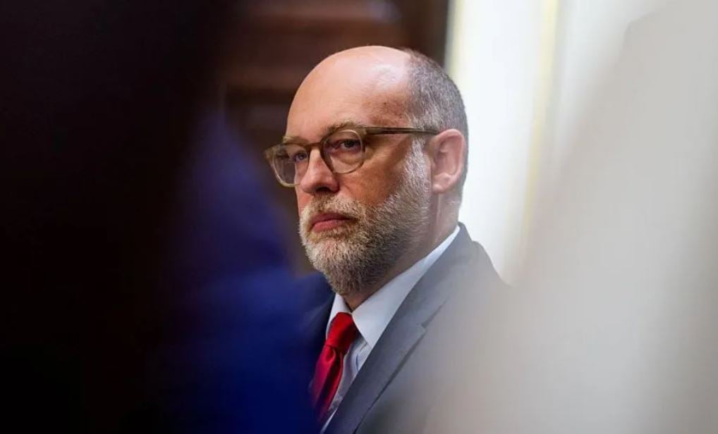 Administrata Trump fillon të pushojë nga puna mijëra punëtorë