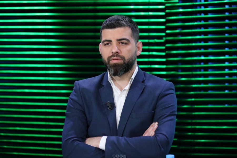 Aeroporti i Vlorës/ “Një teatër për të mbuluar korrupsionin”, Saraçi denoncon: Rama dhe Balluku inskenojnë konflikte..