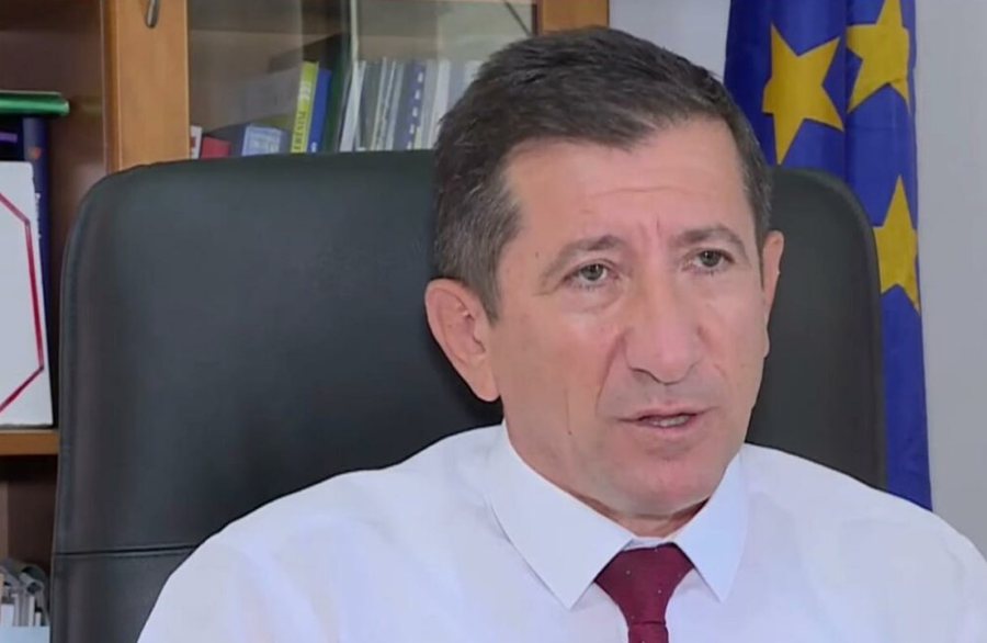 Agron Haxhimali shpall kandidaturën: Jam gati t’i shërbej Tiranës