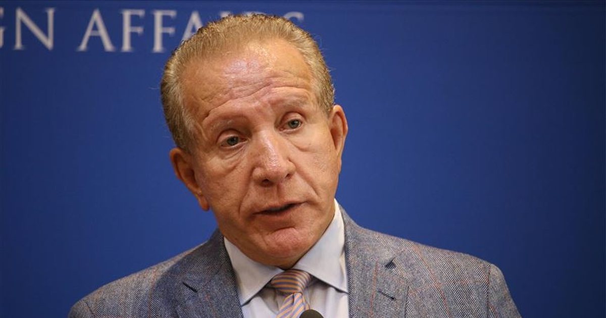 Aksionet e aeroportit të Vlorës! Noterja: Ranë dakort për 49%. Pacolli: Nuk njoh notere, falsifikuan dokumentet