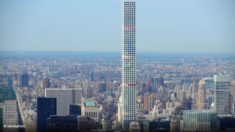 Alarm në Nju Jork, rrokaqielli ikonik i miliarderëve rrezikon të shembet