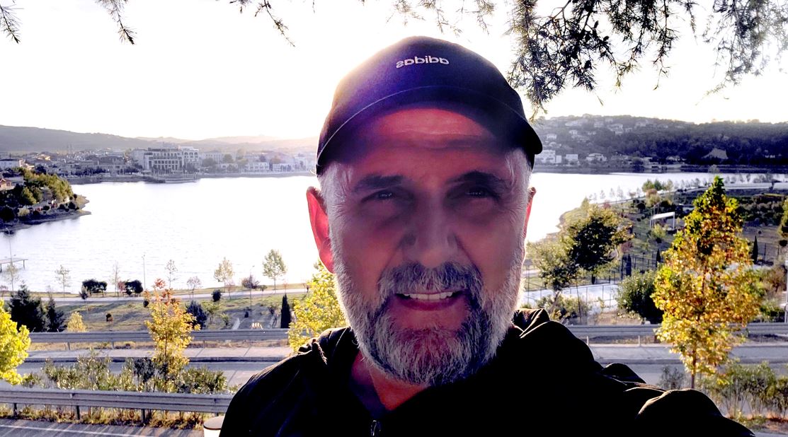 Alfred Cako zbulon prapaskenat e forta, ja dy skenarët që fshihen pas pezullimit të zgjedhjeve në Tiranë dhe kush…