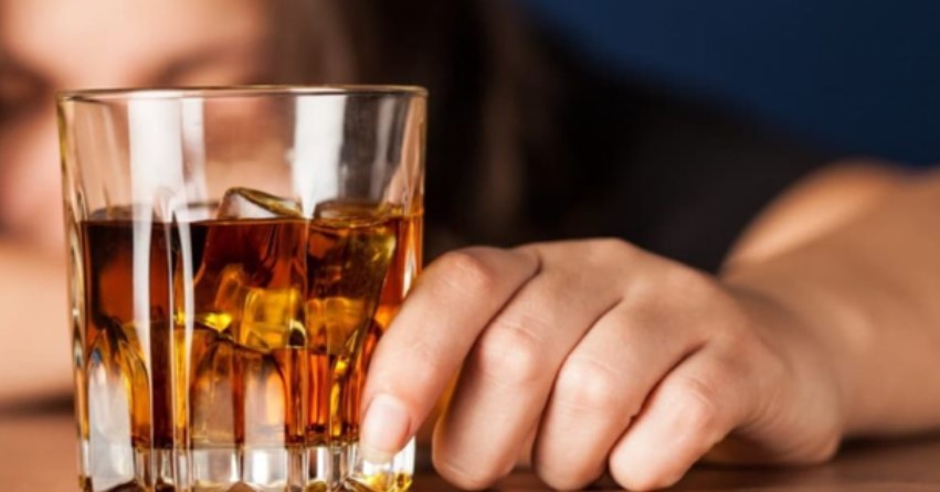 Alkooli, “vrasësi i heshtur” i Evropës/ Mbi 111 mijë raste të reja kanceri vetëm në një vit