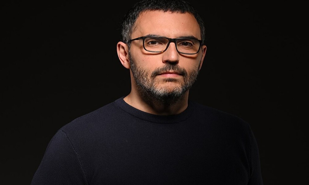 Arlind Qori sfidon publikisht Florjan Binajn dhe Ogerta Manastirliun