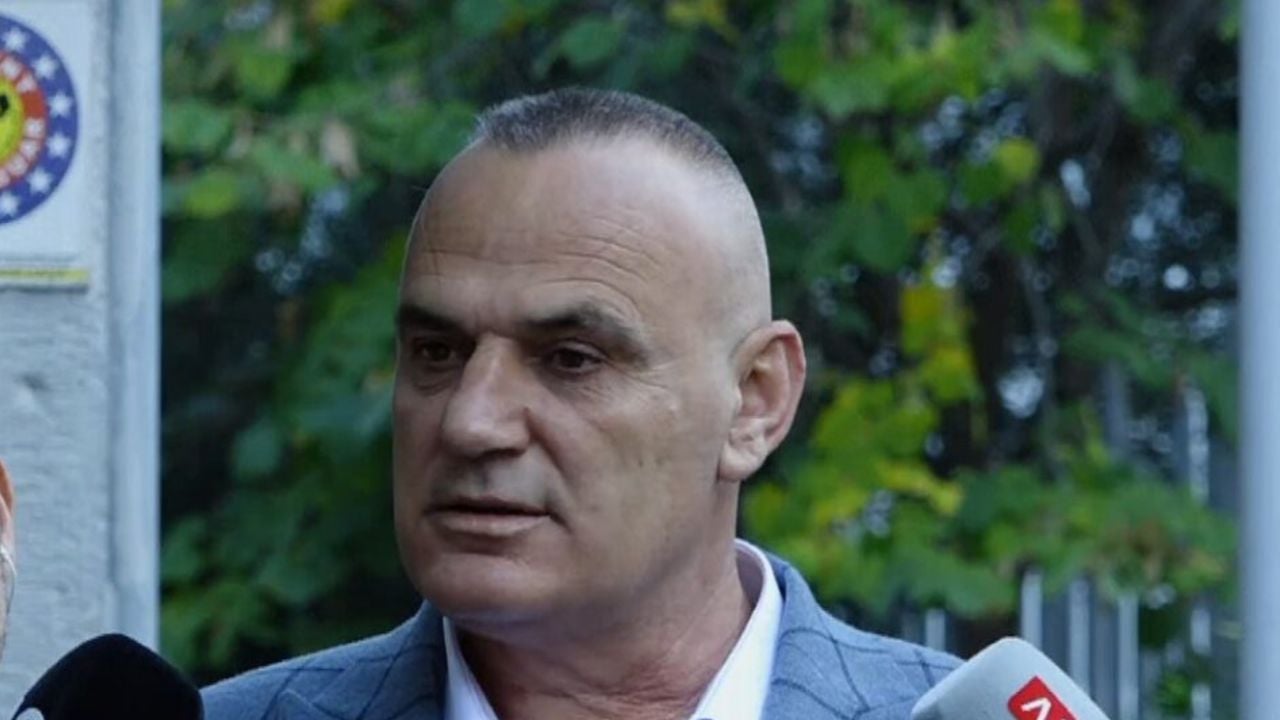 “Armën që përdori e kishte pa leje”, avokati i Elvis Shkambit: Familja e tij ka vuajtur më çështjet civile, ka hyrë dhe në borxhe