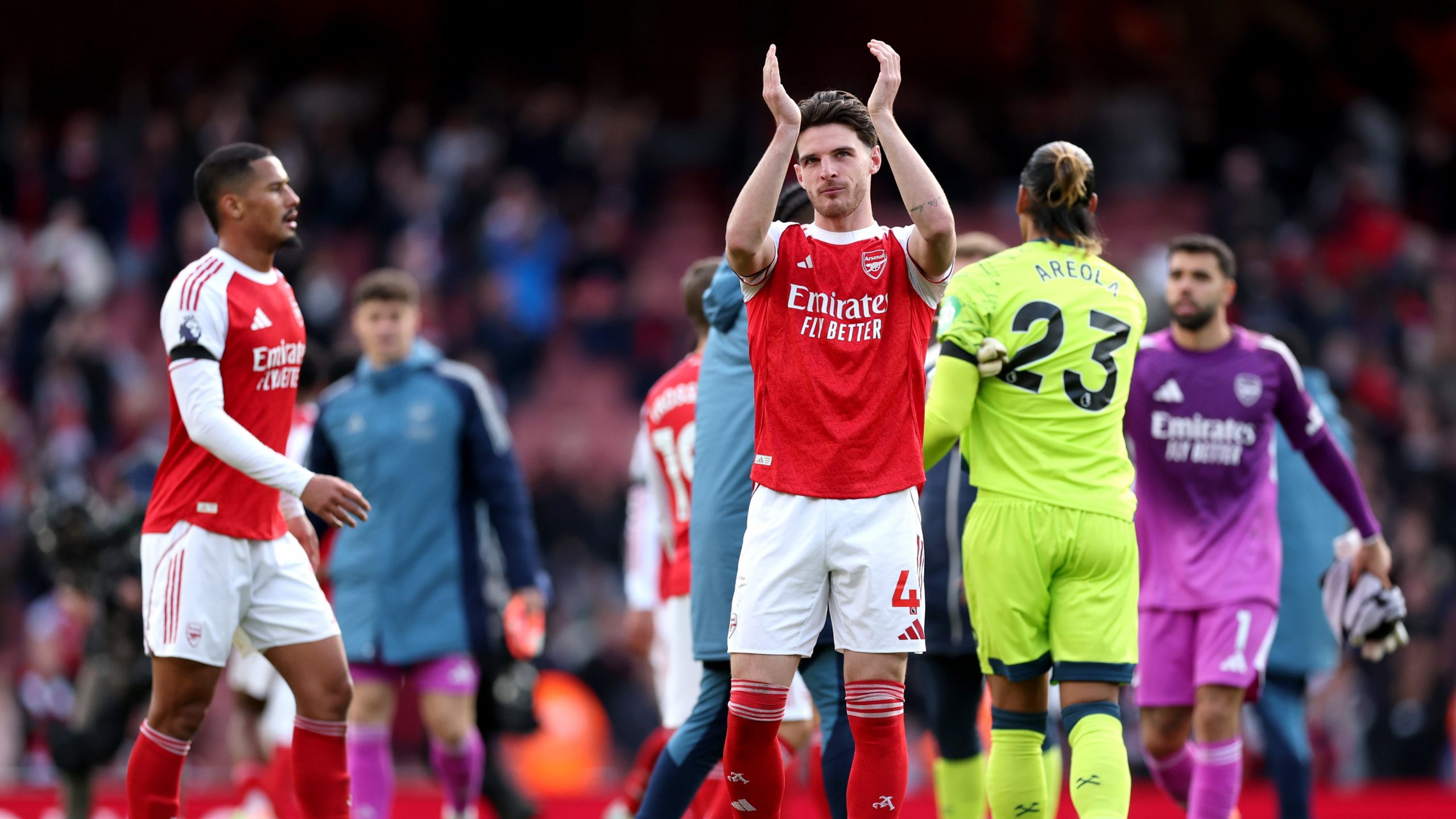 Arsenal parakalon Liverpulin, ‘Reds’ përballje me Çelsin