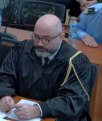 “Asnjë institucion të mos ndërhyjë”/ Veliaj kërkon rikthimin në detyrë, avokati i ish-kryebashkiakut: As Presidenti…