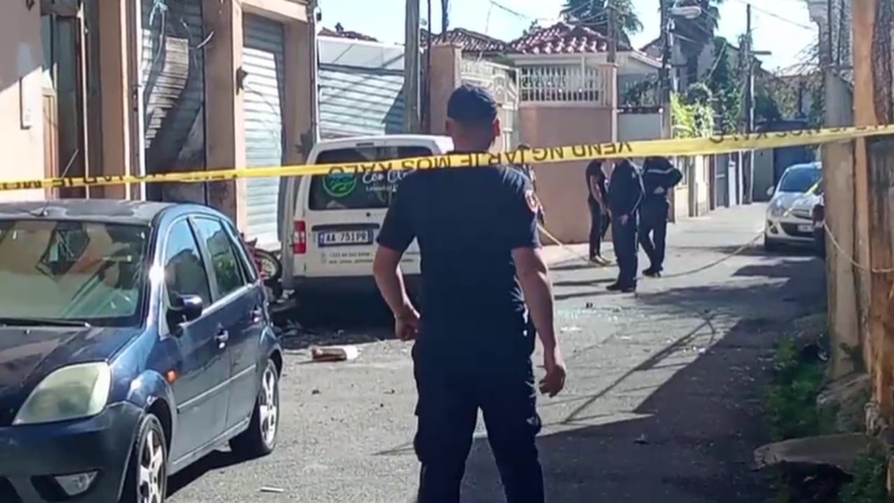 Atentati në Shkodër, gjendet një makinë e djegur, dyshohet se u përdor nga autori