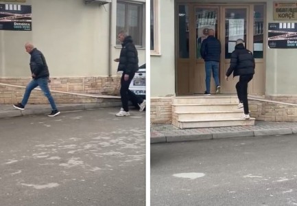 Autori vetëdorëzohet në polici pas 9 muajsh/ Sulmoi për motive të dobëta me mjet prerës 23 vjeçarin në berberhane