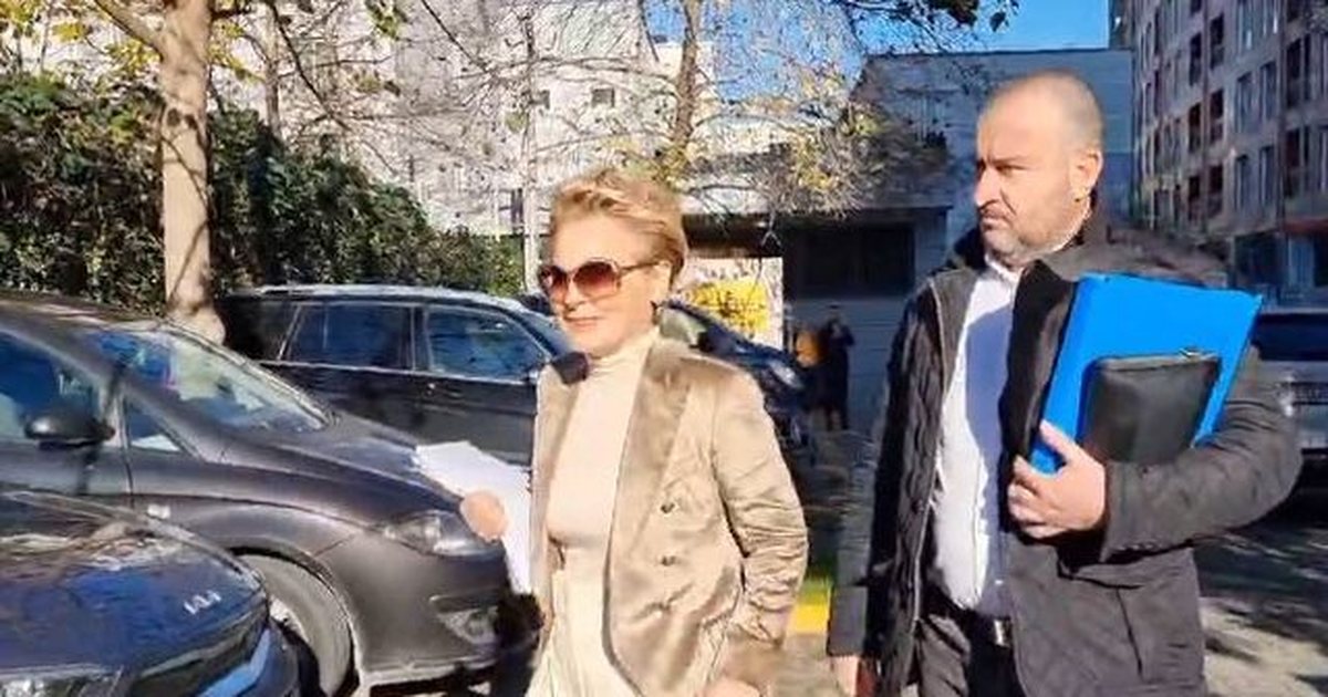 Avokati i Monika Kryemadhit dhunon rojen e Gjykatës në Vlorë, shoqërohet në Polici: Nuk e kam goditur