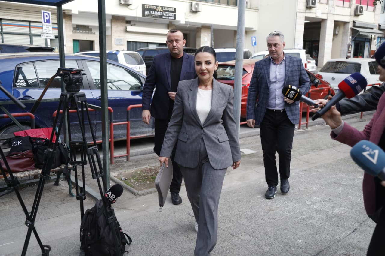 Balluku del nga SPAK: Isha për një çështje në hetim, proces që besoj se do bazohet në transparencë