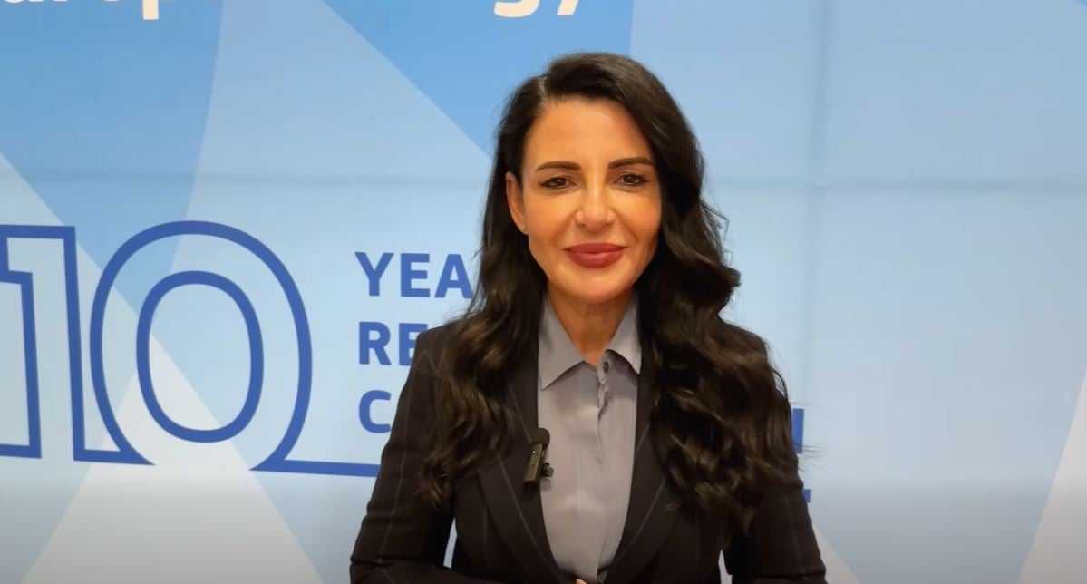 Balluku në takimin e Nivelit të Lartë të Ministrave të Energjisë, ministrja: Shqipëria ka arritur të krijojmë 10% të kapaciteteve gjeneruese nga burimet diellore