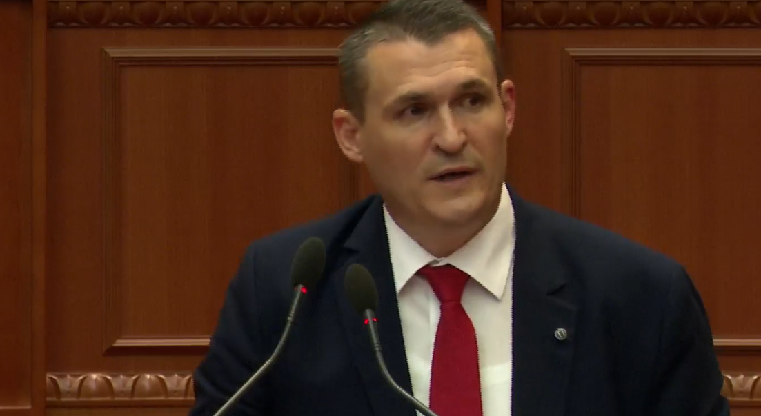 “Bëni ligjin për patronazhistët dhe t’i ndjekim penalisht”, Dumani: Quhet korrupsion kur premtojnë hipotekë apo regjistrim prone