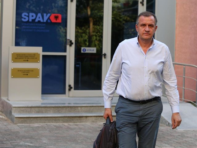 Beqaj mohon akuzën për korrupsion: “S’isha funksionar i lartë”, këmbëngul SPAK: Ka vjedhje fondesh të BE-së