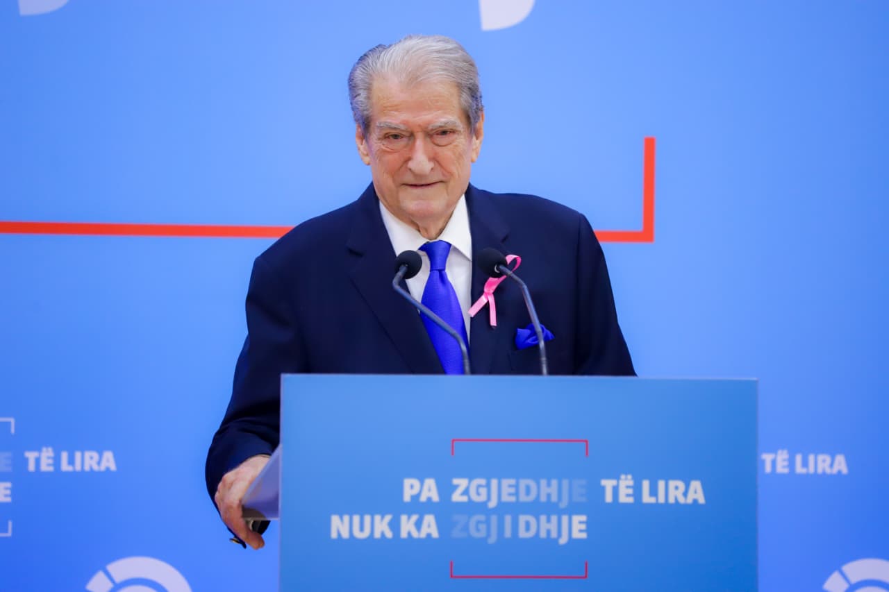 Berisha dënon ekzekutimin e gjyqtarit Kalaja: “Një krim shtetëror në narkoshtetin shqiptar”