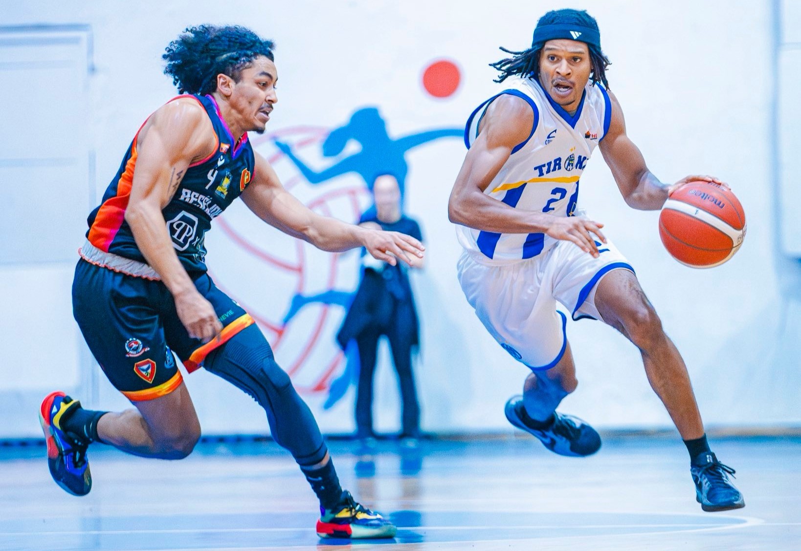 Besëlidhja e Teuta komandojnë të pamposhtura Superligën, fitoret e para për Skënderbeun, Kamzën e Fierin