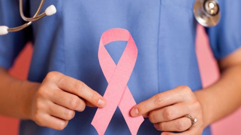 Beteja me kancerin e gjirit, nis tetori rozë. Mjekët apel grave: Mos neglizhoni kontrollet