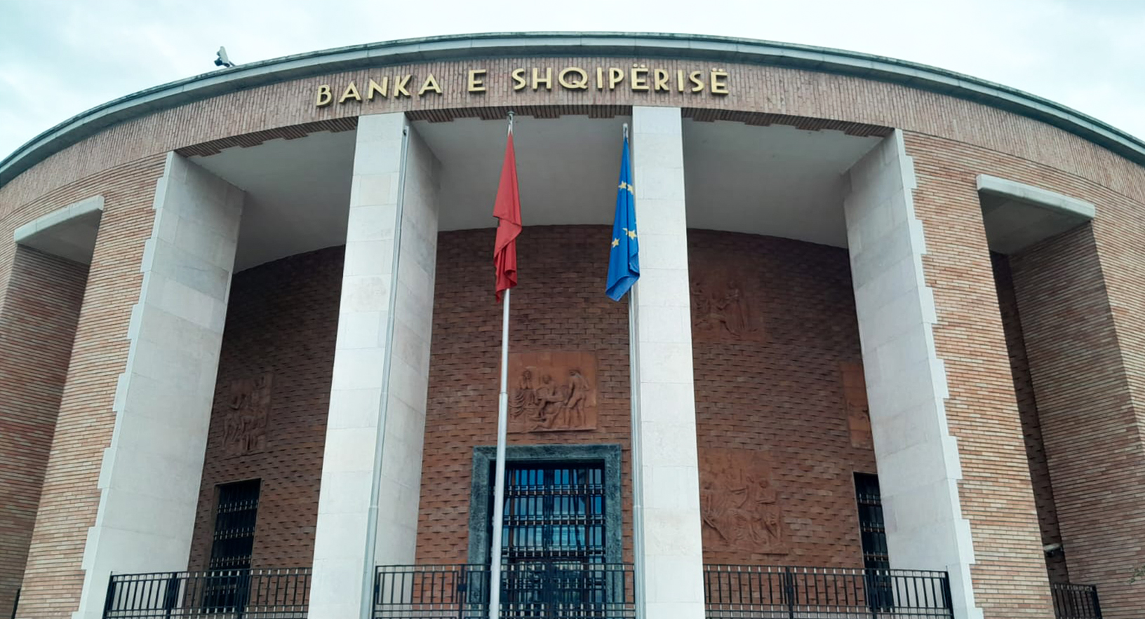 BSH: 44% e kredive për shtëpinë e parë në Euro, sipër kufirit të huasë ndaj vlerës