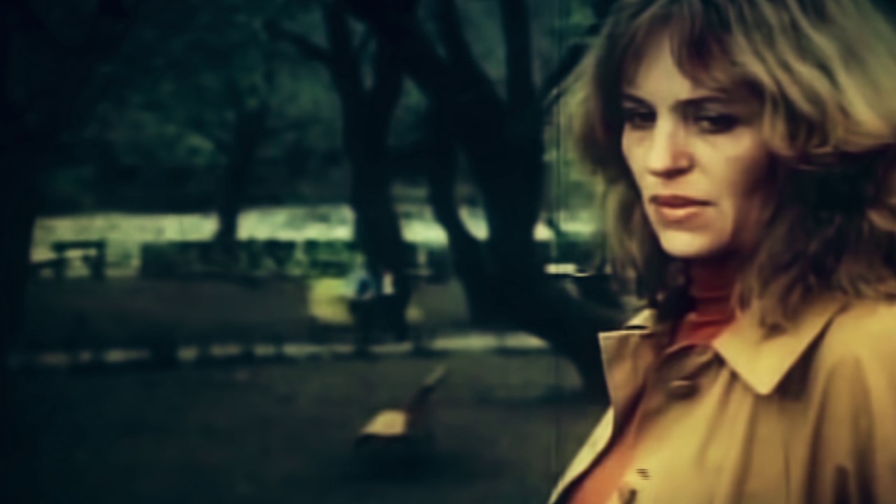 Dëgjojeni “Malli për nënën” të kënduar nga Ermira Babaliu & Ardit Gjebrea/ Kolona zanore e filmit “Eja” (Video)