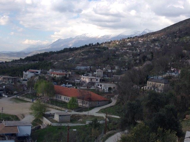 Dhunoi bashkëshorten, nën hetim një burrë nga Nepravishta