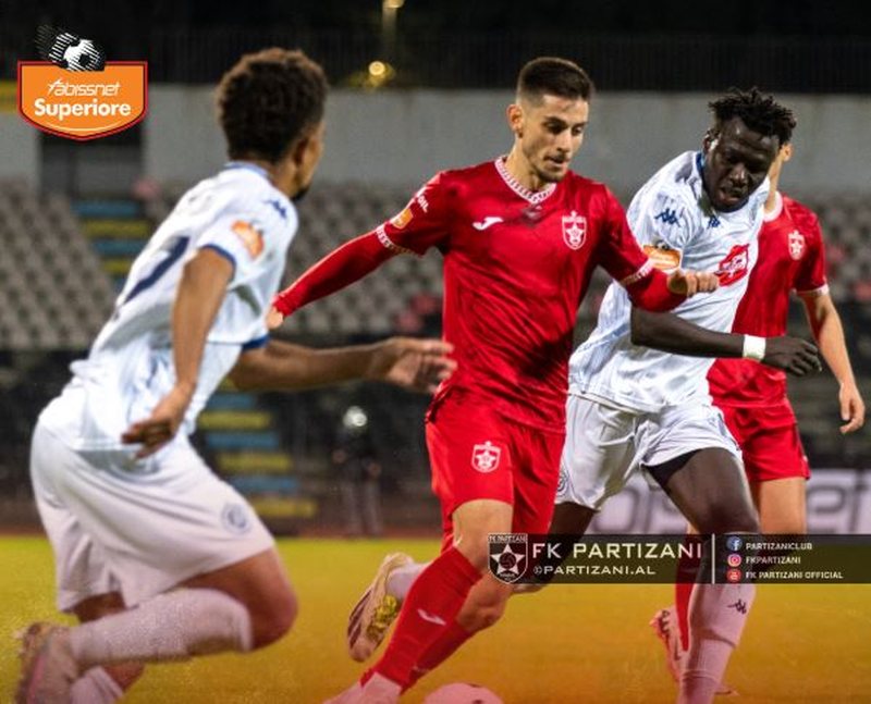 Dinamo fiton derbin me Partizanin. Elbasani fundos Tiranën