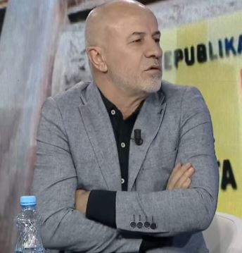 “Do ketë pasoja politike”- Agim Baçi, mendon një rrokadë në qeveri