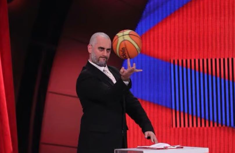 “Do paguaja biletë për shfaqjen e Binajt, por si kandidat ka regjisor Berishën”