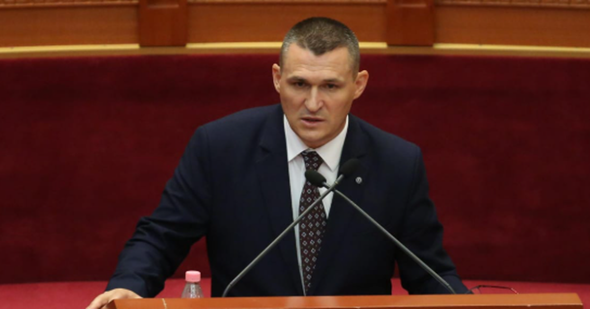 Drejtësia jep ‘llogari’ në Kuvend! Dumani përballë Berishës që prej dosjes ‘Partizani’