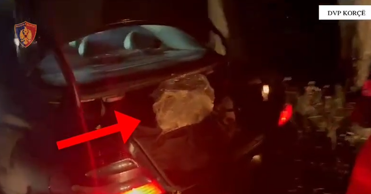 E kishte mbushur bagazhin plot me kanabis për ta transportuar në Greqi, arrestohet 46-vjeçari në Korçë (EMRI)