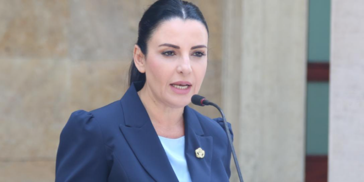 “E padëshiruar”,gazetari bën deklaratë e fortë:Balluku de facto non grata në SHBA, e ndaluar si përfaqësuese e qeverisë